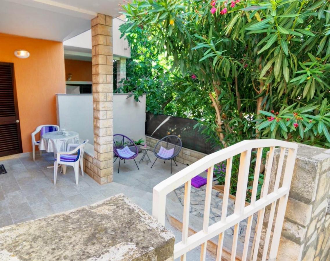 פרמנטורה Orhideja Apartment With Private Backyard מראה חיצוני תמונה